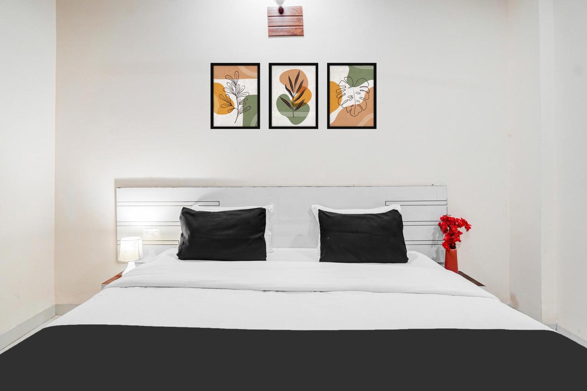 Super Hotel O Brilliant Convention Centre Formerly Madhur Shree Indore Exteriör bild